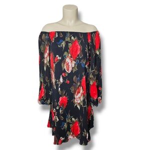 Davi & Dani off the shoulder flowy long sleeve floral dress. Medium